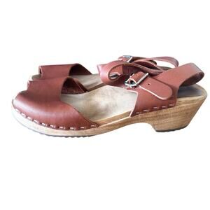 MIA Womens ANJA Clogs EU 37 US 6.5-7 Reddish Brown Leather Wooden Heel Peep Toe